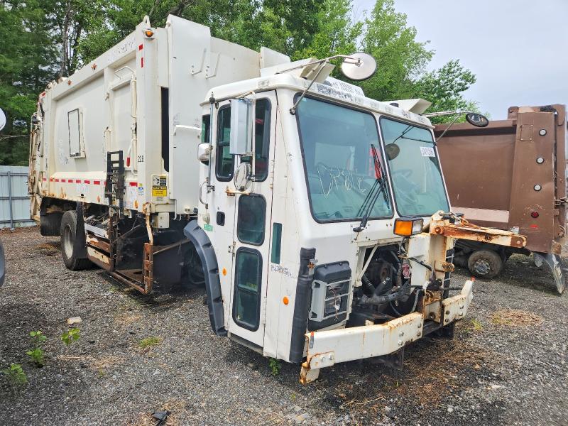 2019 Mack All other VIN 1M2LR02C9KM003884 COPART salvage auction — MECHANICAL, NY - CERT OF TITLE-SALVAGE (P), sold $350 on 2026-07-30 (photo 1)