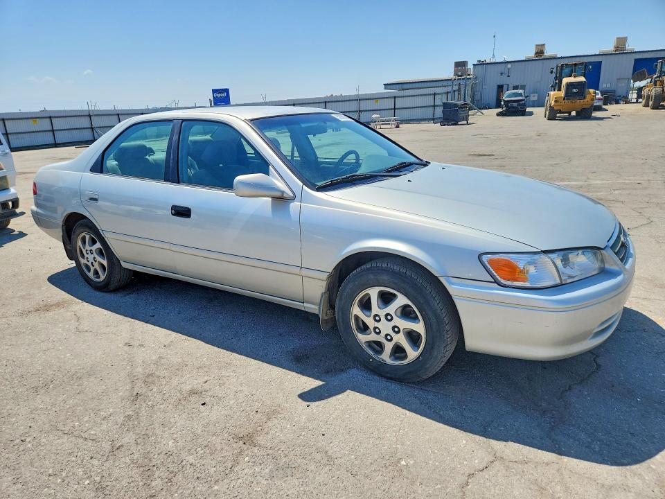 2001 Toyota Camry VIN 4T1BF22K61U968238 COPART salvage auction — MINOR DENT/SCRATCHES, Ca - Salvage Certificate (P), sold $775 on 2026-07-10 (photo 4)