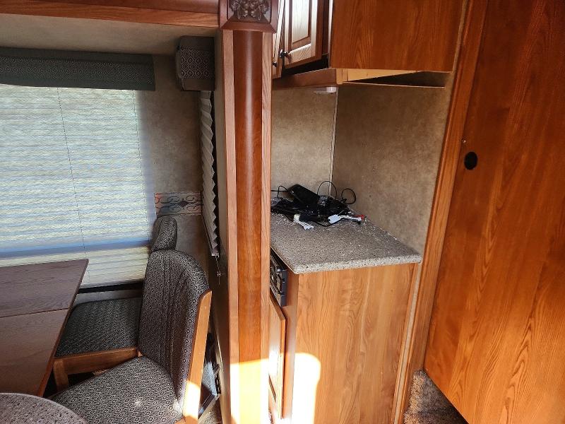 2011 Heartland rvs VIN 5SFSG292XBE233696 COPART salvage auction — ROOF, WI - JUNKED VEHICLE BILL OF SALE, sold $10 on 2026-07-30 (photo 5)