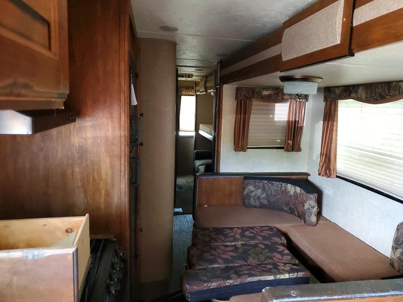 2015 Keystone Sprinter VIN 4YDT31126F1531469 COPART salvage auction — UNDERCARRIAGE, IL - SALVAGE CERTIFICATE, sold $3,800 on 2026-07-09 (photo 6)