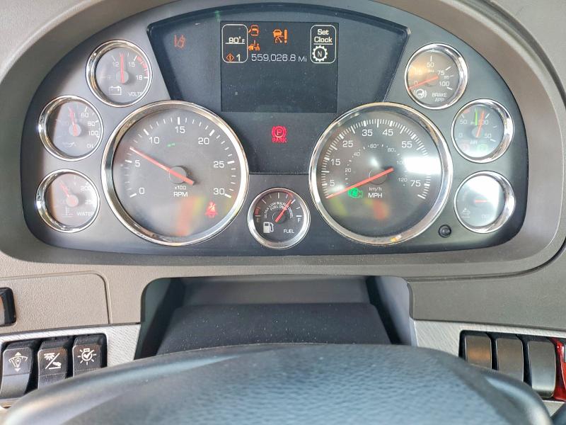 2017 Kenworth All other VIN 1XKYA48X4HJ160370 COPART salvage auction — NORMAL WEAR, IN - DIS/DLR/EXP ONLY CLEAN TITLE, sold $10,900 on 2026-07-07 (photo 8)
