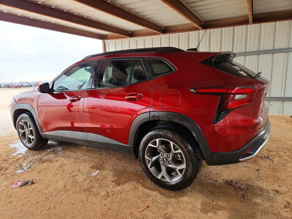 2025 Chevrolet Trax VIN KL77LHEPXSC211389 COPART salvage auction — FRONT END, Tx - Certificate Of Title, sold $10,600 on 2026-07-07 (photo 2)