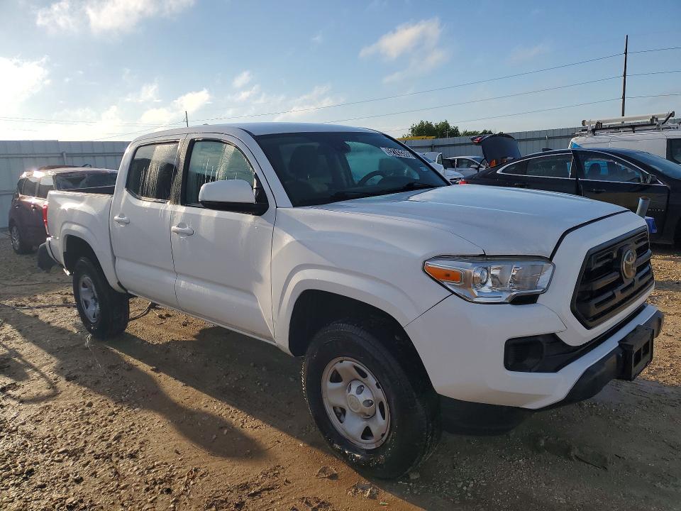 2019 Toyota Tacoma VIN 5TFAX5GN6KX164250 COPART salvage auction — NORMAL WEAR, CT, sold $8,700 on 2026-07-21 (photo 4)