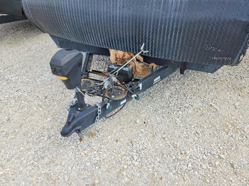 2017 Forest riv VIN 5ZT2LCYB1HB008212 COPART salvage auction — ROLLOVER, TX - SALVAGE VEHICLE TITLE, sold $80 on 2026-07-28 (photo 7)