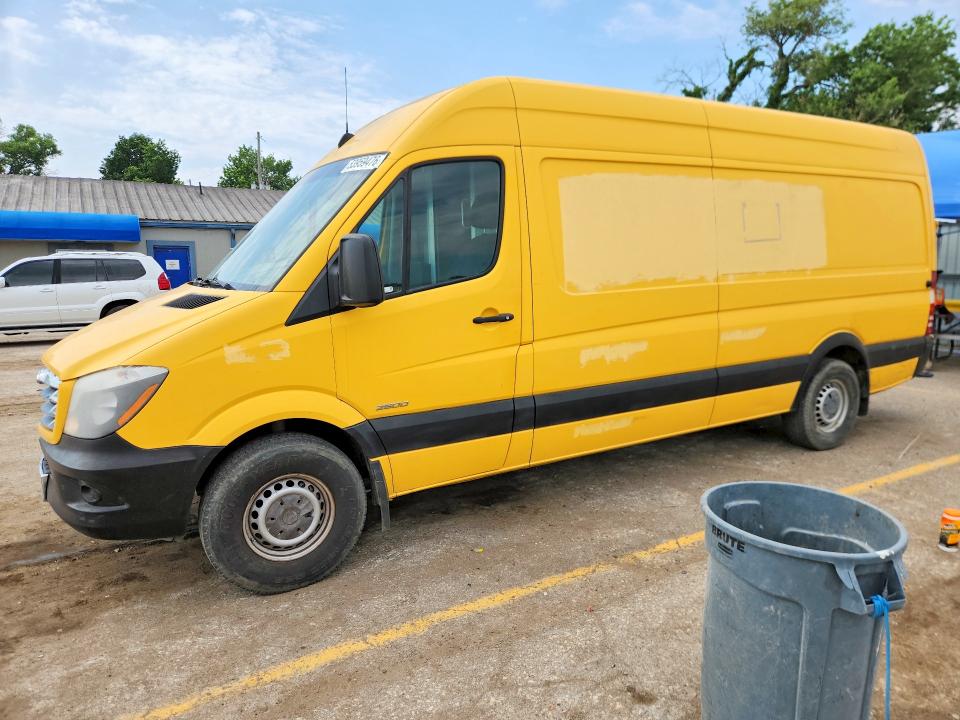 2014 Freightliner Sprinter VIN WDYPE8DB5E5841160 COPART salvage auction — REAR END, NJ - CERTIFICATE OF TITLE, sold $5,300 on 2026-07-29 (photo 1)