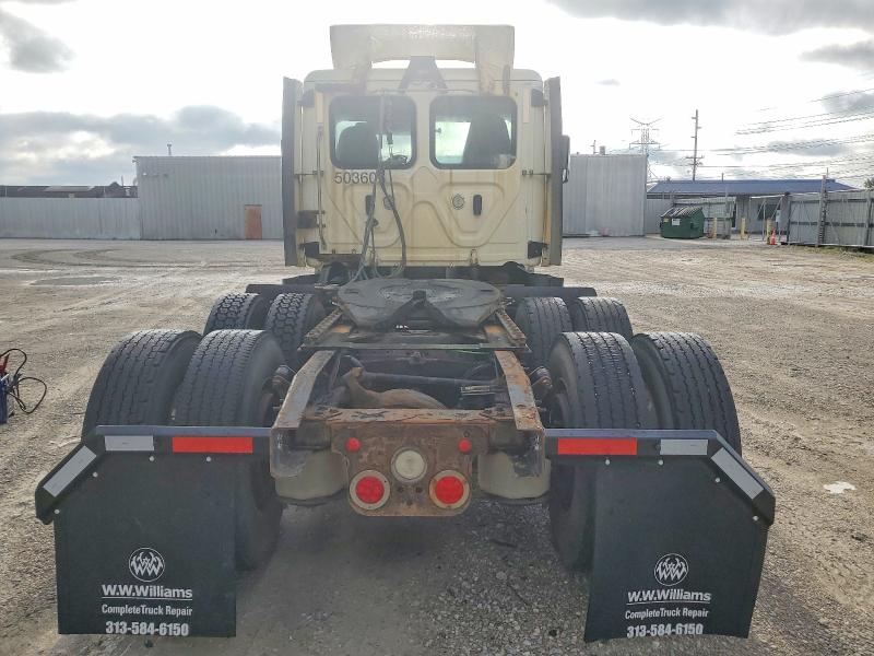 2019 Freightliner All other VIN 3AKJGBDV9KDJW2049 COPART salvage auction — MINOR DENT/SCRATCHES, IN - CERTIFICATE OF TITLE, sold $2,650 on 2026-07-23 (photo 6)