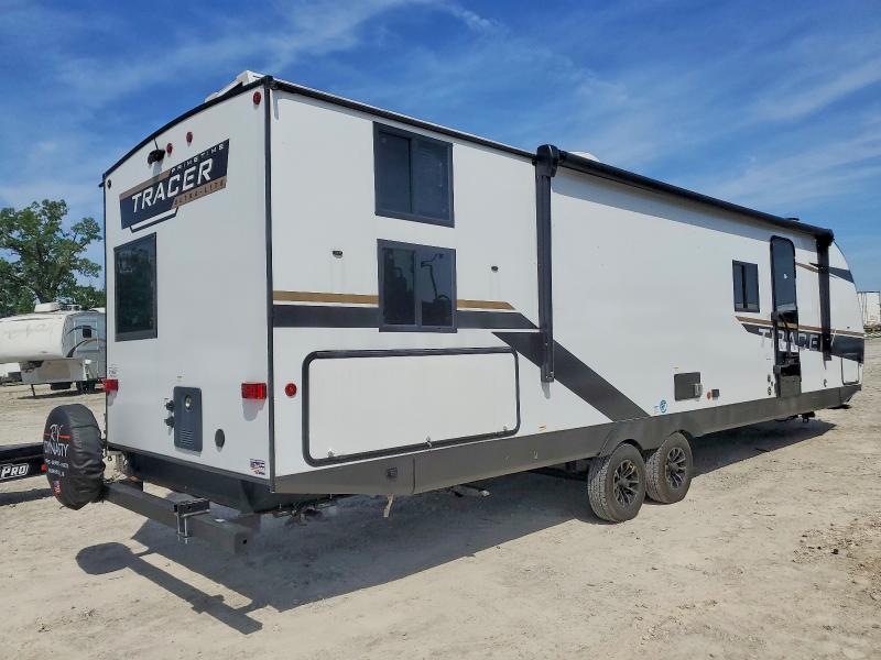 2025 Foresriver Tracer VIN 5ZT2TRWB4SB526098 COPART salvage auction — MINOR DENT/SCRATCHES, KY - CERTIFICATE OF TITLE, sold $16,300 on 2026-07-21 (photo 4)