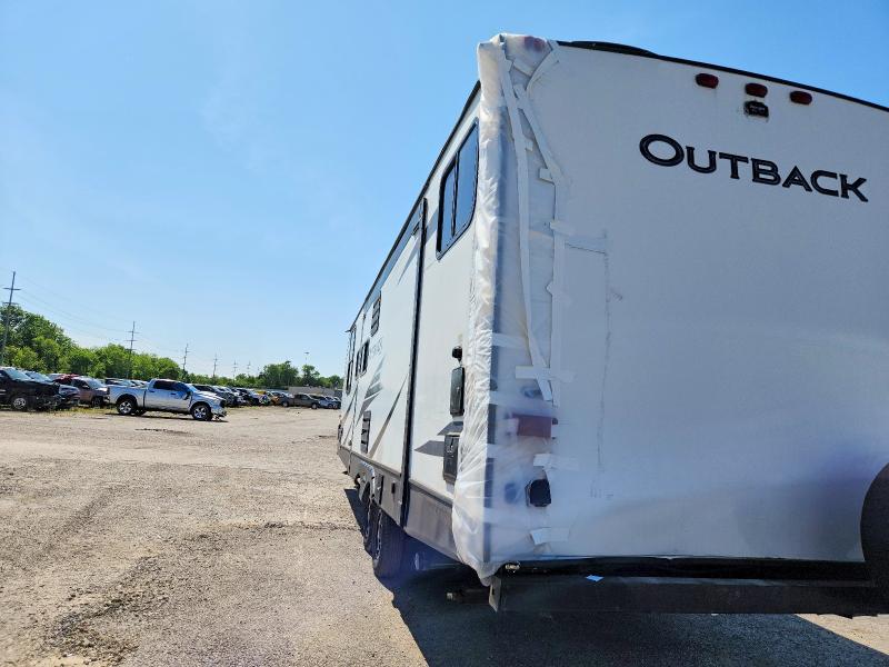2020 Keystone Outback VIN 4YDT28023LB451064 COPART salvage auction — REAR END, IN - CERT OF TITLE-SALVAGE TITLE, sold $5,600 on 2026-07-09 (photo 9)