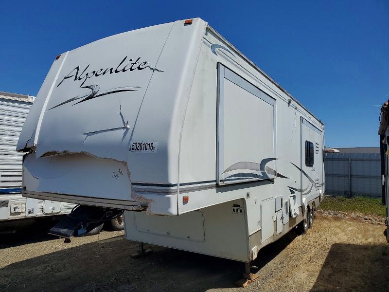 2003 Western Recreation VIN 1W53ATR263Y033899 COPART salvage auction — ALL OVER, SC, sold $10 on 2026-07-09 (photo 2)