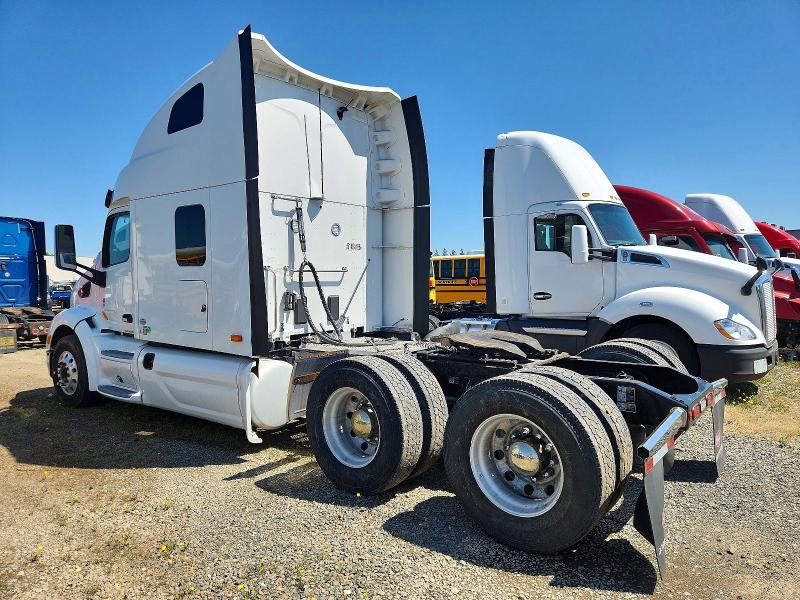 2020 Peterbilt All other VIN 1XPBD49X1LD633526 COPART salvage auction — Burn Interior, ST, sold $8,500 on 2026-07-07 (photo 3)