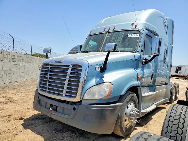 2017 Freightliner All other VIN 3AKJGLDR6HSHR5690 COPART salvage auction — NORMAL WEAR, OH - DIS/DLR/EXP ONLY CLEAN TITLE, sold $5,700 on 2026-07-08 (photo 2)