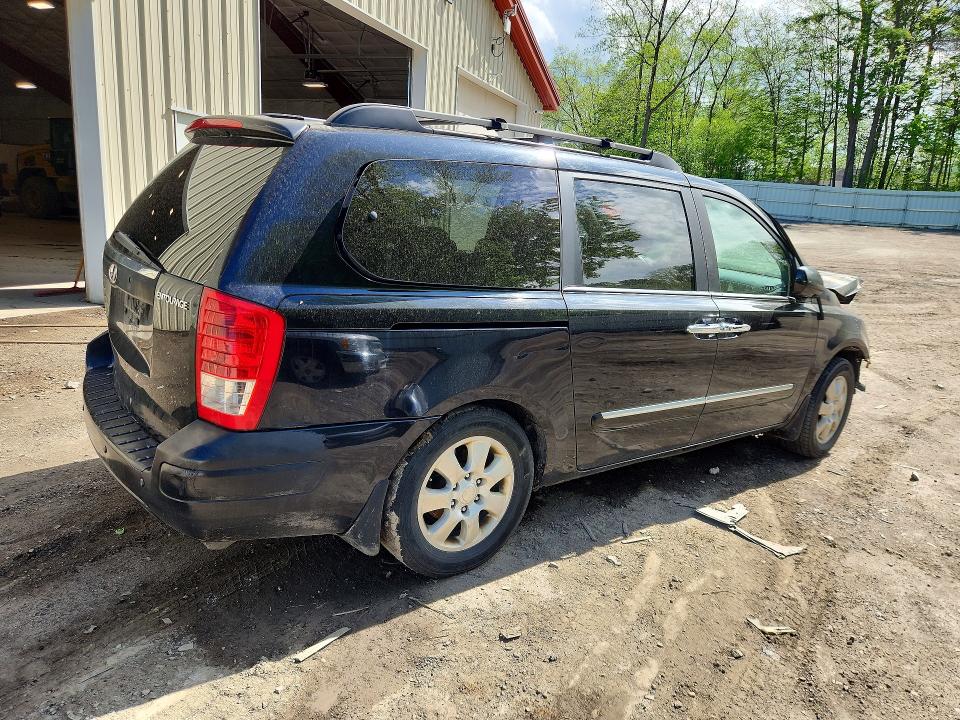 2008 Hyundai Entourage VIN KNDMC233386047655 COPART salvage auction — Burn Engine, VT - CERT OF TITLE-SALVAGE VEHICLE, sold $175 on 2026-07-27 (photo 3)