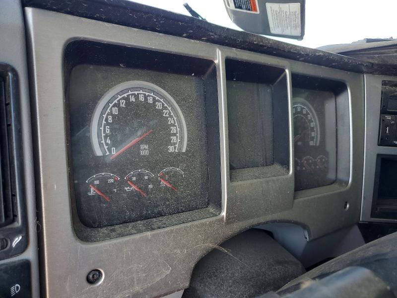 2022 Mack All models VIN 1M1AN4GY4NM026366 COPART salvage auction — ROOF, CA - SALVAGE CERTIFICATE, sold $2,300 on 2026-07-27 (photo 8)