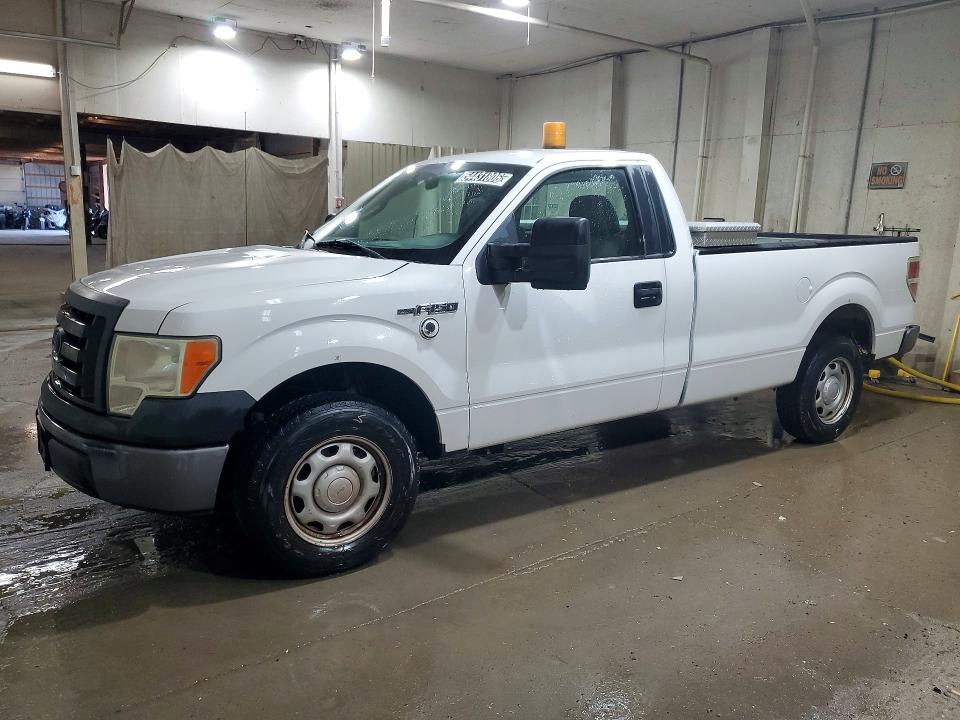 2010 Ford F150 VIN 1FTMF1CW9AKC33113 COPART salvage auction — MINOR DENT/SCRATCHES, Tn - Certificate Of Title, sold $1,050 on 2026-07-02 (photo 1)