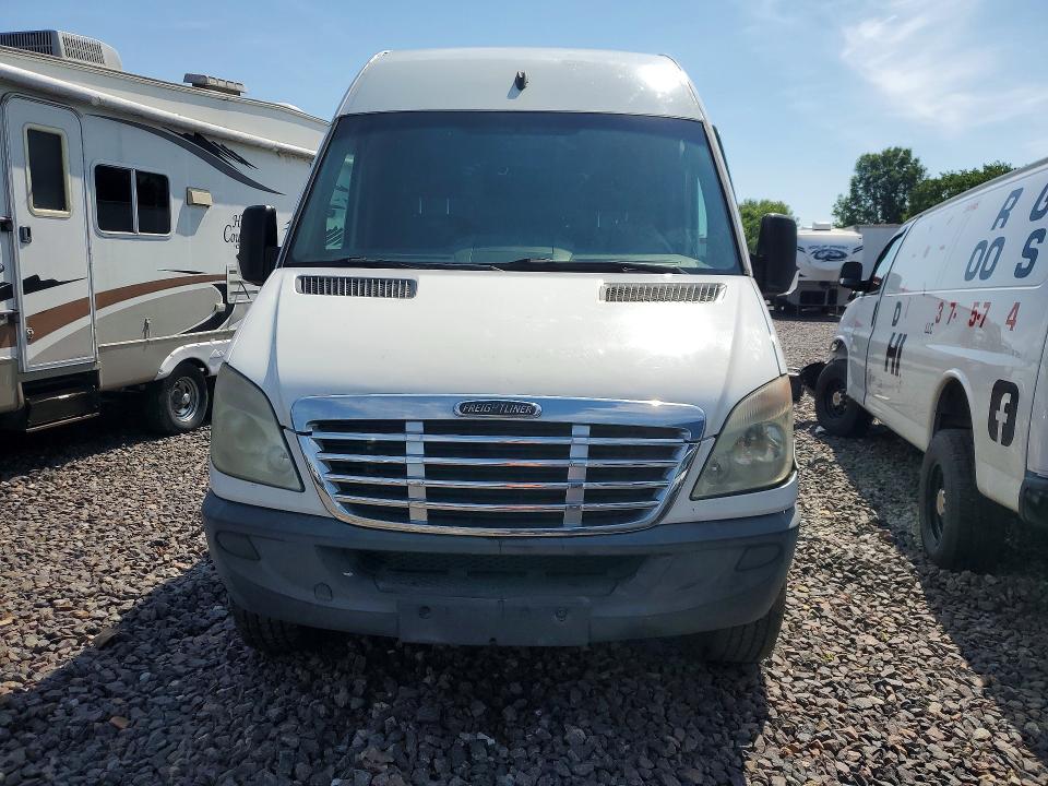 2010 Frht - freightliner Sprinter VIN WDYPE7CC3A5465542 COPART salvage auction — SIDE, ST, sold $750 on 2026-08-12 (photo 5)