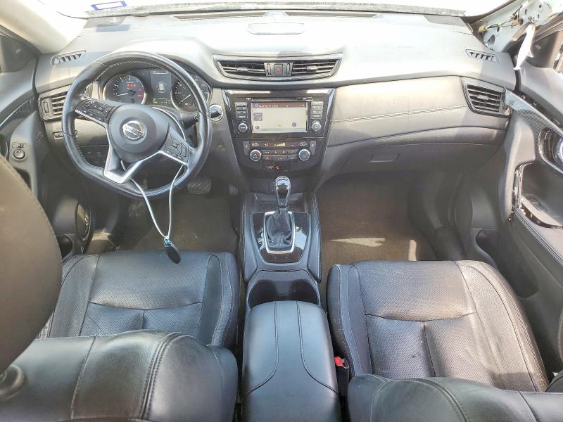 2017 Nissan Rogue VIN JN8AT2MT4HW390917 COPART salvage auction — SIDE, Tx - Salvage Vehicle Title, sold $750 on 2026-07-16 (photo 8)