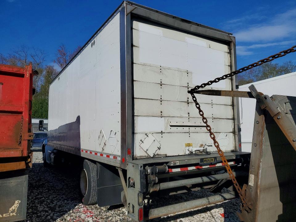2013 Kenworth All other VIN 2NKHHM7X8DM354507 COPART salvage auction — MINOR DENT/SCRATCHES, IN - CERTIFICATE OF TITLE, sold $5,100 on 2026-07-08 (photo 2)