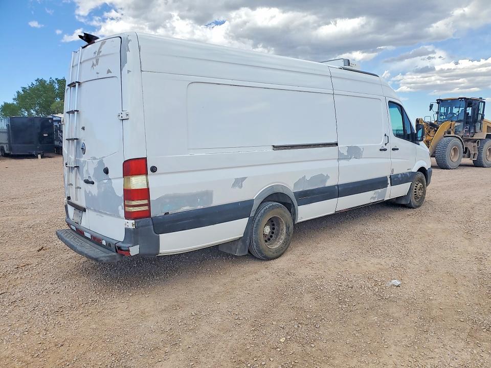 2015 Freightliner Sprinter VIN WDYPF4CC6FP169518 COPART salvage auction — HAIL, MN - CERT OF TITLE-SALVAGE, sold $2,200 on 2026-07-29 (photo 3)