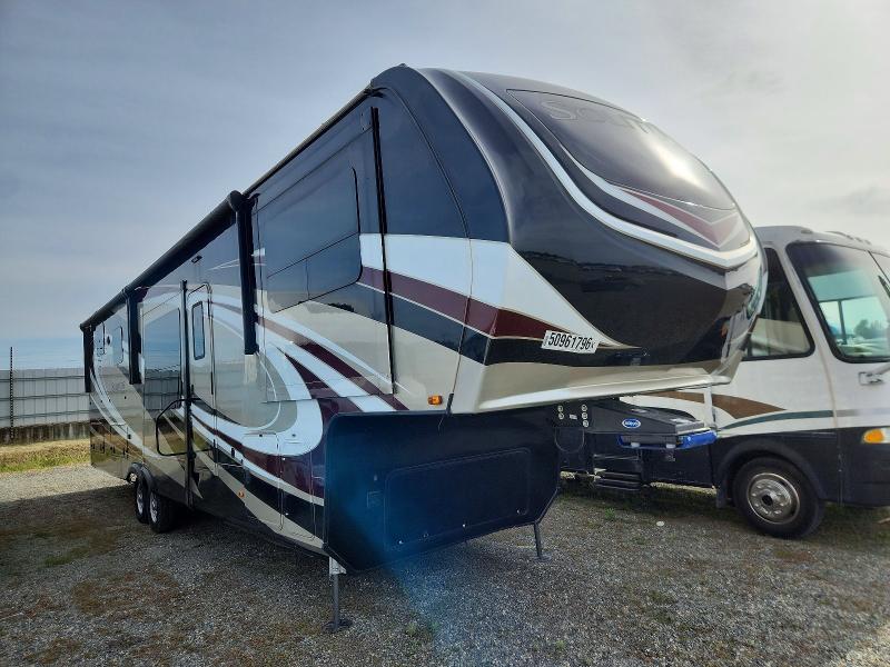 2021 Grand design Solitude VIN 573FS4325MAA00922 COPART salvage auction — MINOR DENT/SCRATCHES, KS - CERT OF TITLE-SALVAGE, sold $19,000 on 2026-07-07 (photo 1)