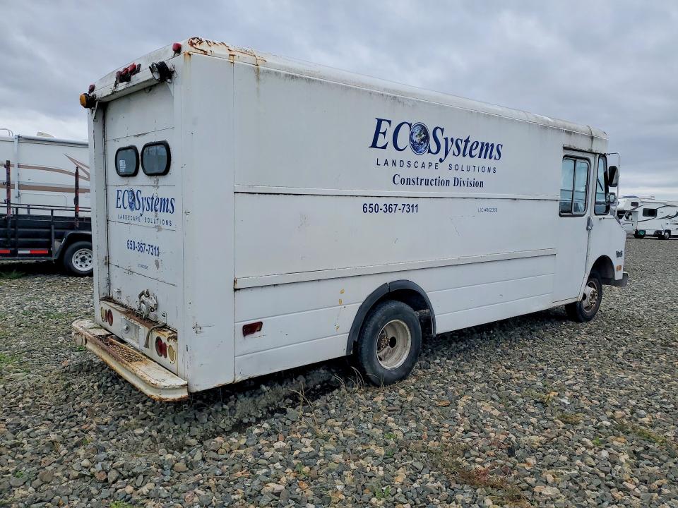 1988 White/gmc G-series VIN 1GTHP32K9J3501998 COPART salvage auction — FRONT END, CA - DIS/DLR/EXP APP FOR DUP CLEAN, sold $125 on 2026-07-13 (photo 3)