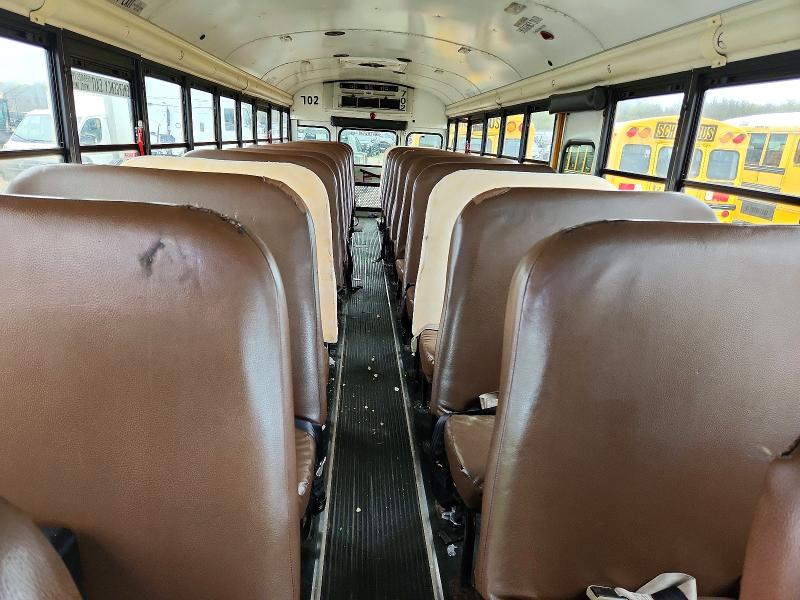 2009 Blue bird VIN 1BAKFCPA79F260987 COPART salvage auction — MINOR DENT/SCRATCHES, NY - CERTIFICATE OF TITLE, sold $1,800 on 2026-07-29 (photo 6)