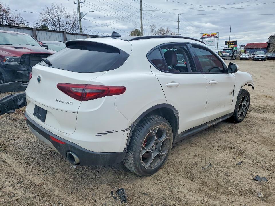 2018 Alfa romeo Stelvio VIN ZASFAKPN8J7C00483 COPART salvage auction — FRONT END, ST, sold $650 on 2026-07-21 (photo 3)