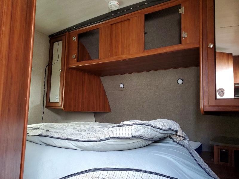 2018 Heartland rv Mallard n VIN 5SFNB2927JE348556 COPART salvage auction — VANDALISM, VA - CERT OF TITLE - SALVAGE, sold $7,000 on 2026-07-16 (photo 5)