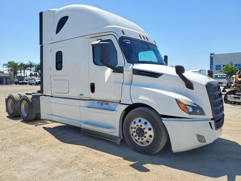 2019 Freightliner Cascadia 126 VIN 3AKJHHDR1KSKB6177 — COPART salvage auction photo