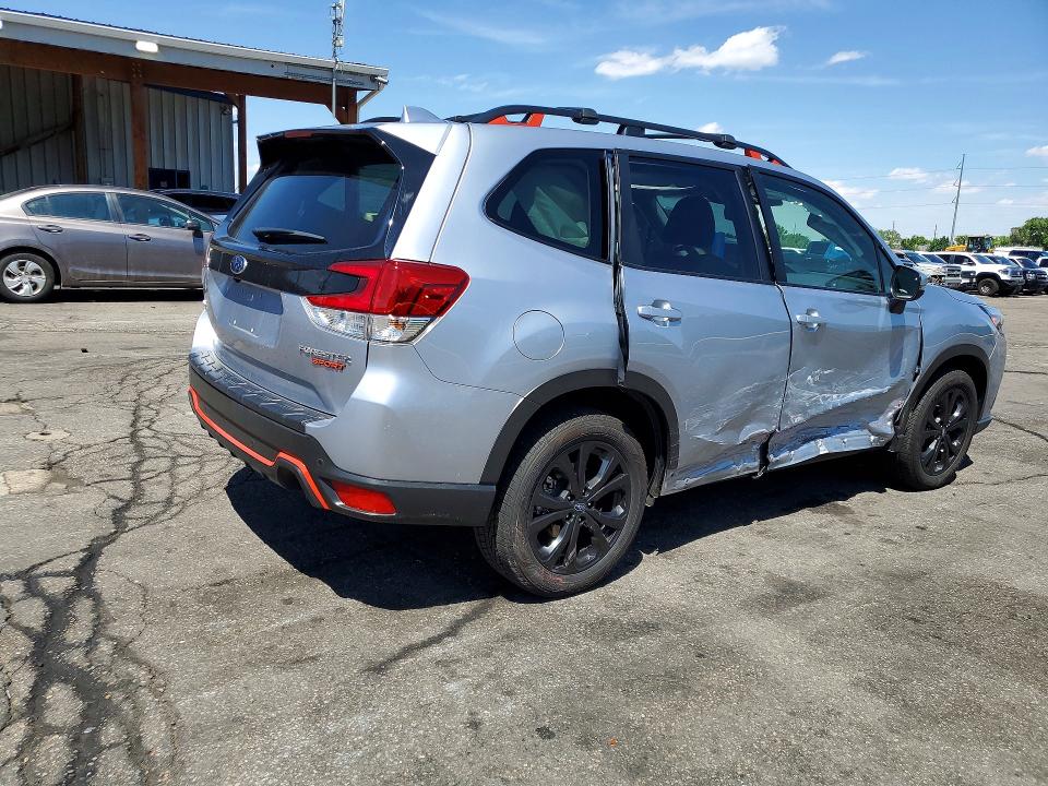 2022 Subaru Forester VIN JF2SKAJC2NH427157 COPART salvage auction — SIDE, CO - SALVAGE TITLE, sold $9,000 on 2026-07-02 (photo 3)