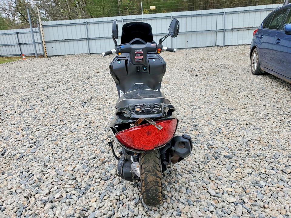 2023 Genuine scooter co. Scooter VIN LEHTCK032PRS01838 COPART salvage auction — ALL OVER, ME - BILL OF SALE, sold $90 on 2026-07-02 (photo 4)