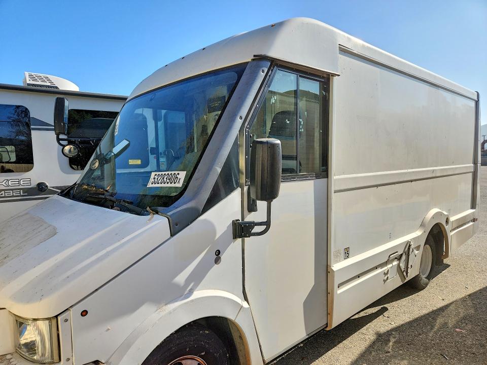 2016 Isuzu Npr VIN JALB4T179G7W01238 COPART salvage auction — MECHANICAL, Ca - Dis/Dlr/Exp Only Clean Title, sold $2,391 on 2026-07-27 (photo 1)