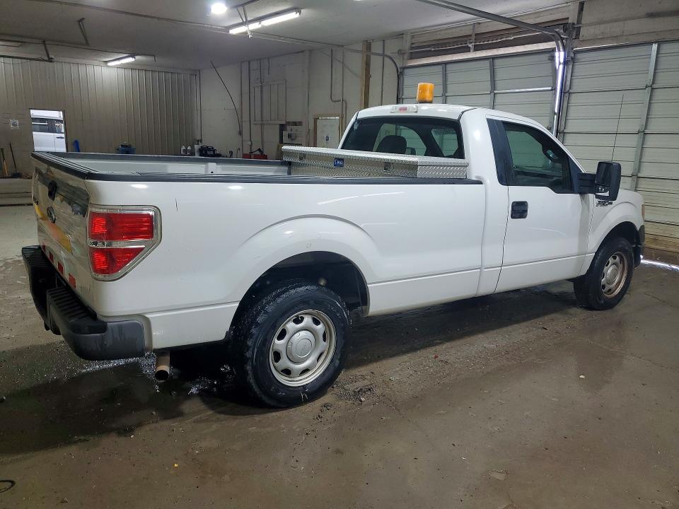 2010 Ford F150 VIN 1FTMF1CW9AKC33113 COPART salvage auction — MINOR DENT/SCRATCHES, Tn - Certificate Of Title, sold $1,050 on 2026-07-02 (photo 3)