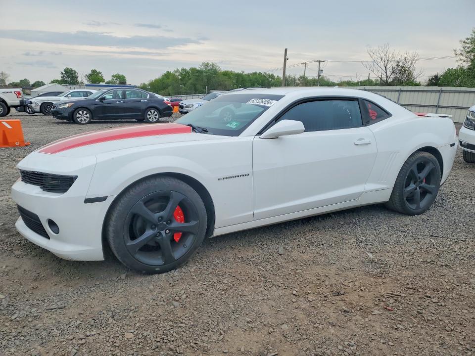 2015 Chevrolet Camaro VIN 2G1FC1E36F9109919 COPART salvage auction — MINOR DENT/SCRATCHES, Nj - Certificate Of Title, sold $5,400 on 2026-07-02 (photo 1)