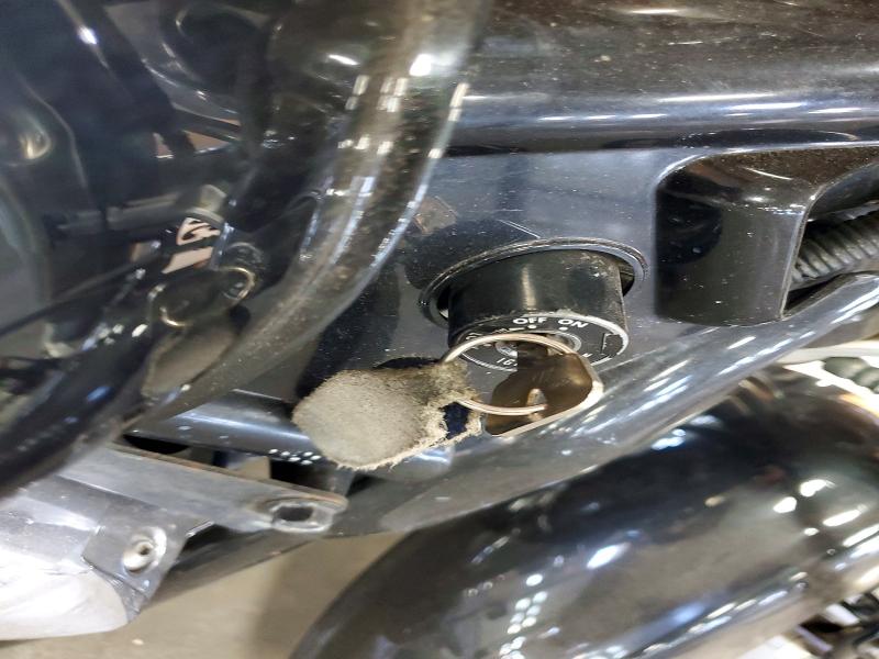 2001 Yama VIN JYAVP11E21A015585 COPART salvage auction — NORMAL WEAR, PO, sold $225 on 2026-08-18 (photo 8)