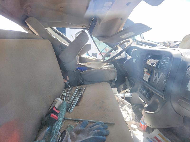 2020 Freightliner All models VIN 1FVACWFD2LHKW5893 COPART salvage auction — ALL OVER, TX - SALVAGE VEHICLE TITLE, sold $3,650 on 2026-07-07 (photo 5)