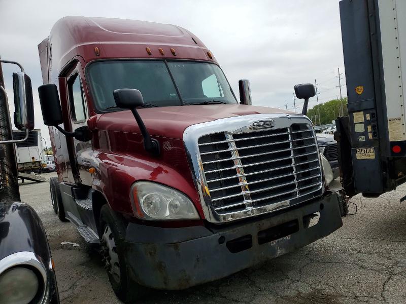 2017 Freightliner Cascadia 125 VIN 3AKJGLDR5HSHF1093 COPART salvage auction — MINOR DENT/SCRATCHES, IL - CERT OF TITLE-REBUILT, sold $3,400 on 2026-07-09 (photo 1)