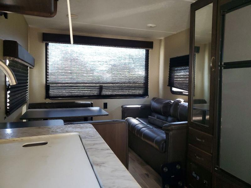 2020 Keystone rv Springdale VIN 4YDT2012XLG100364 COPART salvage auction — HAIL, CA - SALVAGE CERTIFICATE, sold $850 on 2026-07-09 (photo 6)