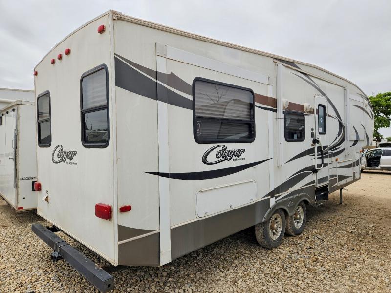 2011 Cougar 5th wheel VIN 4YDF29R25B2506652 COPART salvage auction — SIDE, KS - CERT OF TITLE-SALVAGE, sold $700 on 2026-07-30 (photo 4)