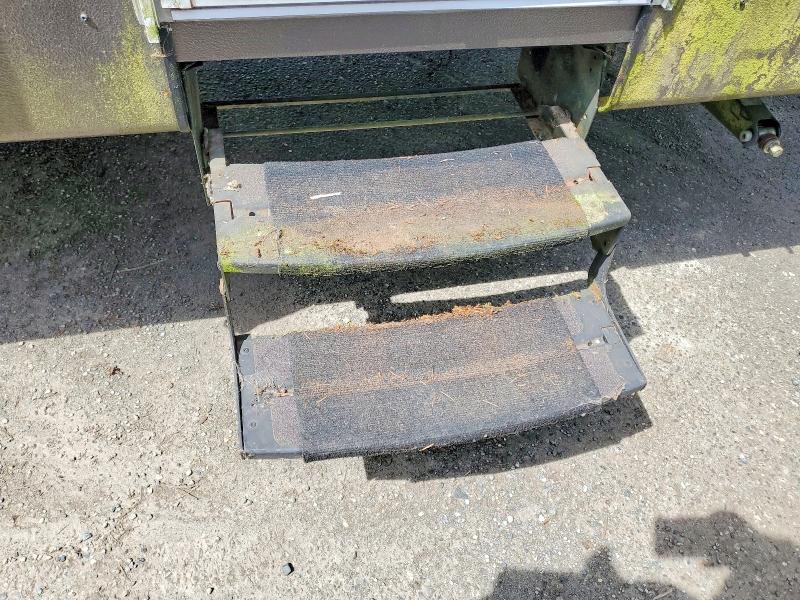 2009 Keys 28/sc VIN 4YDT26R2X9N202663 COPART salvage auction — MINOR DENT/SCRATCHES, WA - VEHICLE CERT OF OWNERSHIP-TITL, sold $70 on 2026-07-28 (photo 9)