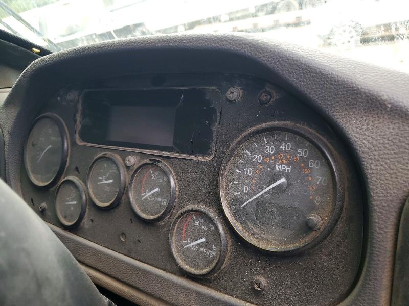2019 Peterbilt All models VIN 3BPDLJ0X5KF104077 COPART salvage auction — SIDE, CY, sold $200 on 2026-08-17 (photo 8)