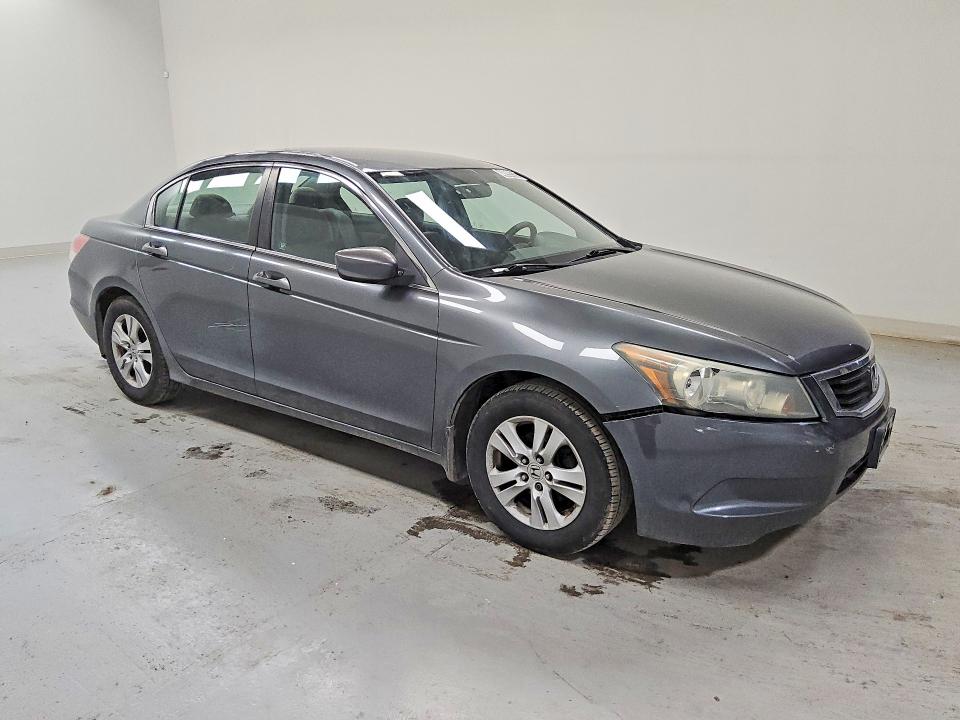 2010 Honda Accord VIN 1HGCP2F47AA026803 COPART salvage auction — MINOR DENT/SCRATCHES, IN - CERTIFICATE OF TITLE, sold $1,450 on 2026-07-02 (photo 4)