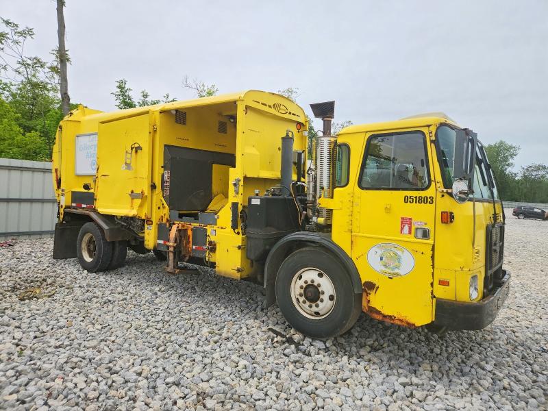2014 Autocar All models VIN 5VCA3SVF7EH216234 COPART salvage auction — NORMAL WEAR, OH - CERTIFICATE OF TITLE, sold $150 on 2026-07-28 (photo 9)