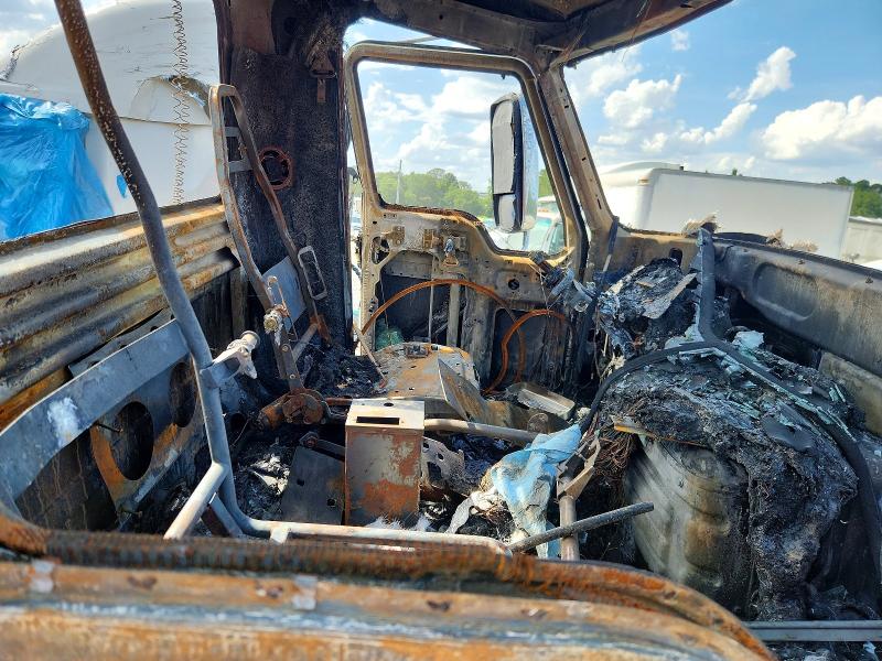 2025 Mack All other VIN 1M1AN3GY2SM052714 COPART salvage auction — BURN, BP, sold $70 on 2026-07-07 (photo 5)