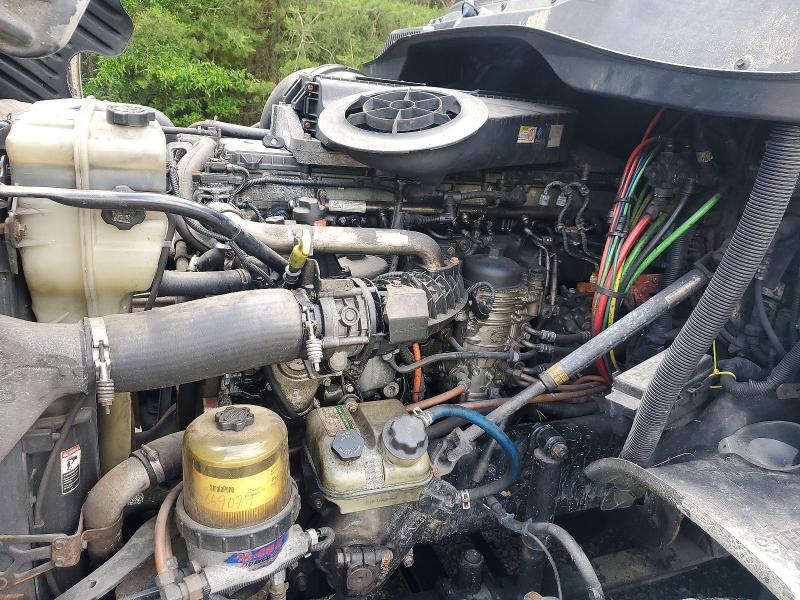 2015 Freightliner All other VIN 1FUJGLDV7FLGF3740 COPART salvage auction — MECHANICAL, CT, sold $3,350 on 2026-07-24 (photo 7)