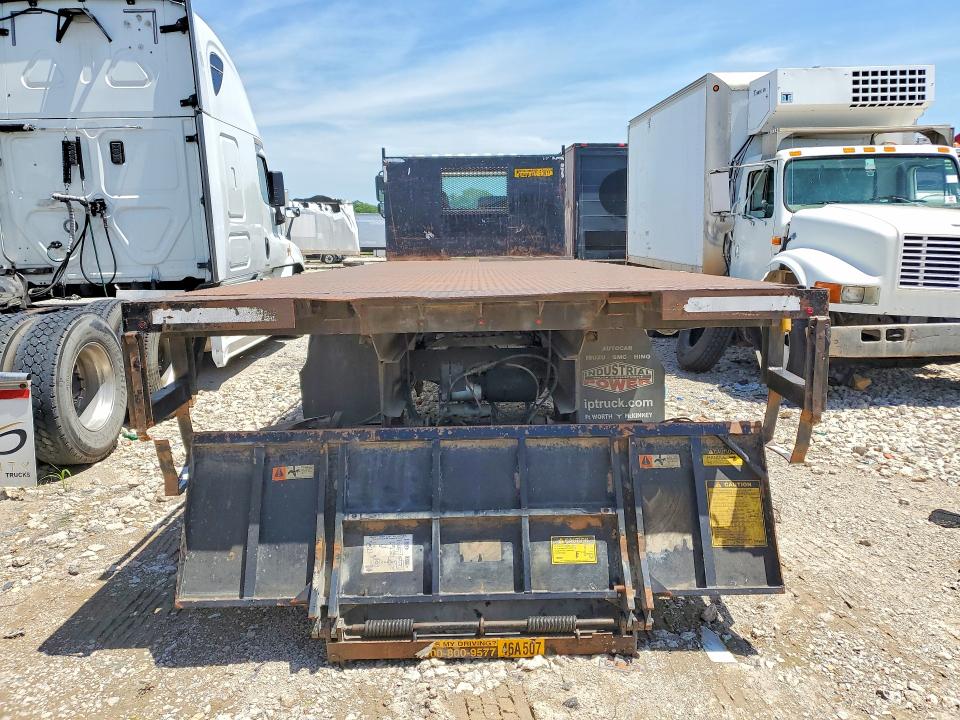 2015 Hino All other VIN 5PVNE8JV4F4S53744 COPART salvage auction — MINOR DENT/SCRATCHES, CT, sold $2,700 on 2026-07-14 (photo 6)