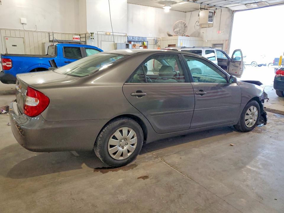 2004 Toyt Camry VIN 4T1BE32K64U823990 COPART salvage auction — FRONT END, SC, sold $70 on 2026-07-28 (photo 3)