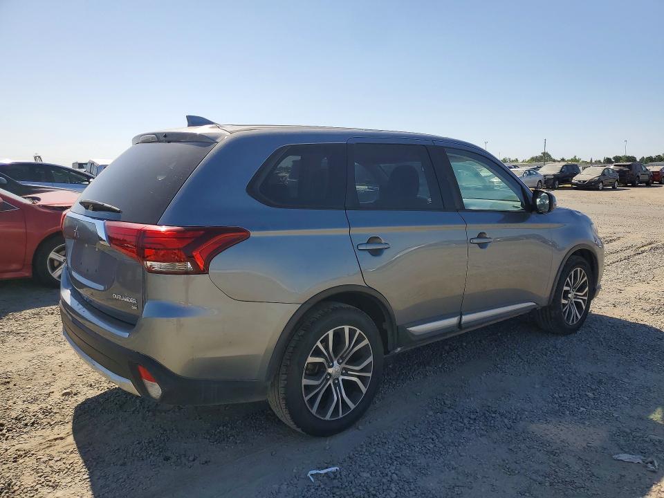 2018 Mitsubishi Outlander VIN JA4AD3A3XJJ001780 COPART salvage auction — FRONT END, Fl - Dis/Dlr/Exp Only Clean Title, sold $2,100 on 2026-07-23 (photo 3)