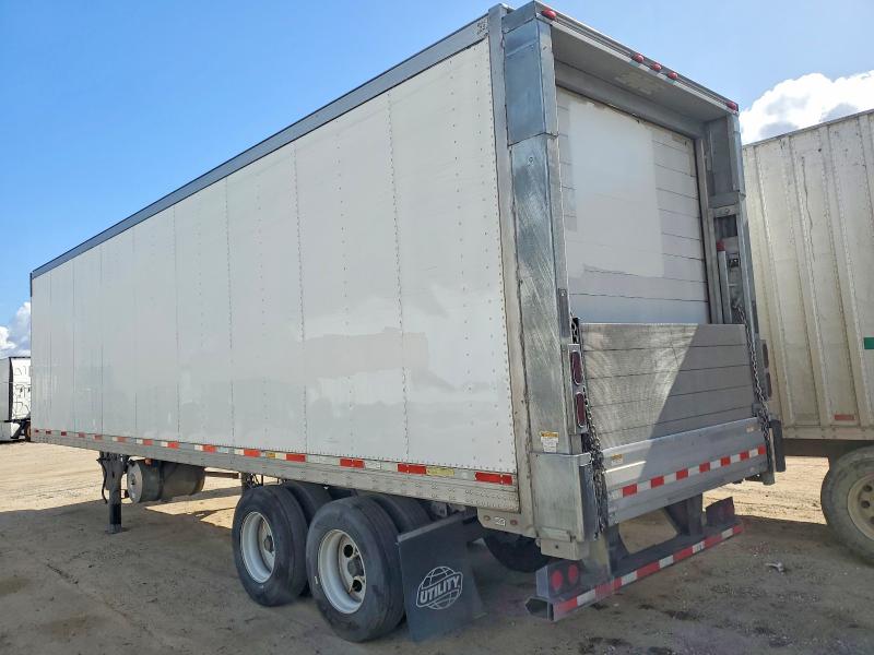 2021 Utility All models VIN 1UYVS2369M2200902 COPART salvage auction — MINOR DENT/SCRATCHES, CA - DIS/DLR/EXP ONLY CLEAN TITLE, sold $5,900 on 2026-07-07 (photo 3)