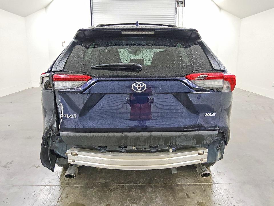 2024 Toyota Rav4 VIN 2T3W1RFV9RW338794 COPART salvage auction — REAR END, TX - CERTIFICATE OF TITLE, sold $17,100 on 2026-07-09 (photo 6)