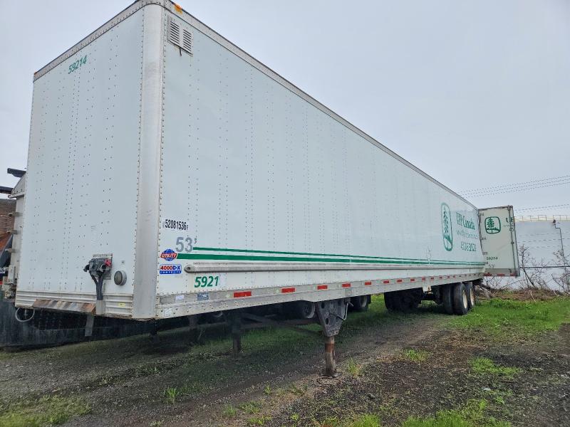 2011 Utility trailer manufacture VIN 1UYVS2532BG103303 COPART salvage auction — REAR END, QC - GRAVEMENT ACCIDENTE, sold $175 on 2026-07-28 (photo 2)